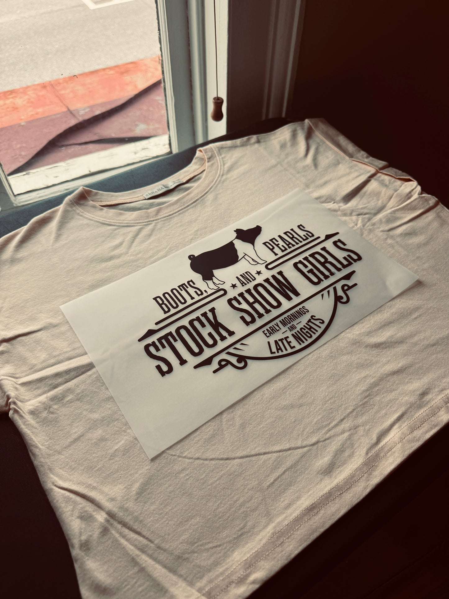 Boots, Pearls & Stock Show Girls Crop Hog Tee