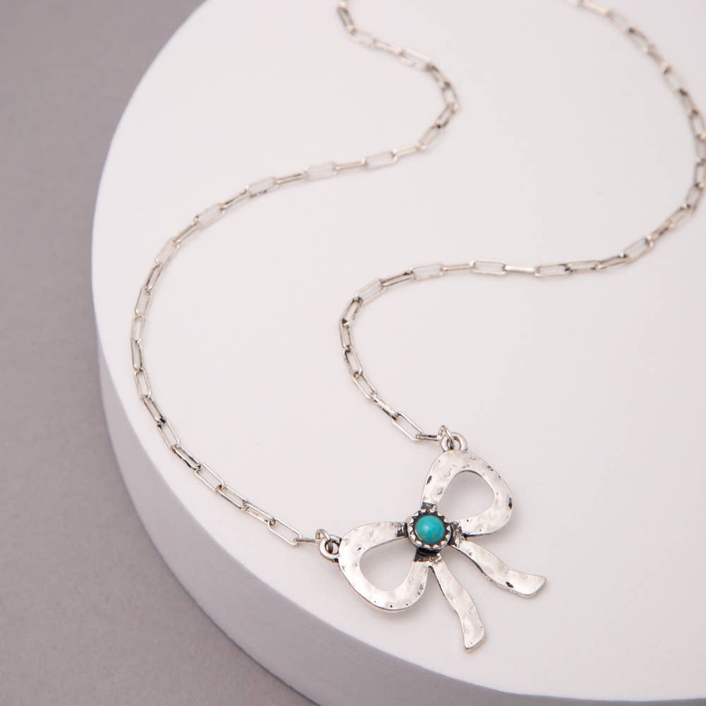 Western Bow Necklace