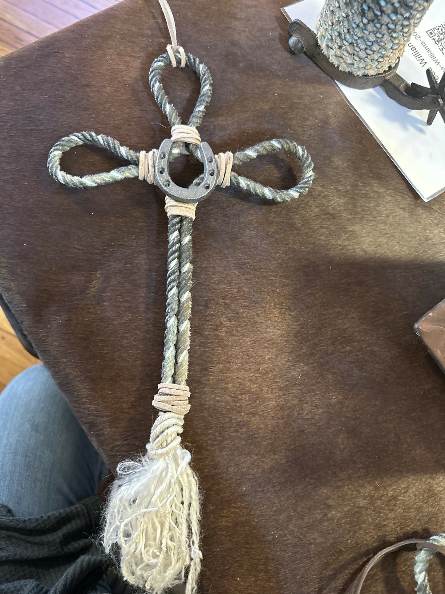 Cross Horse shoe