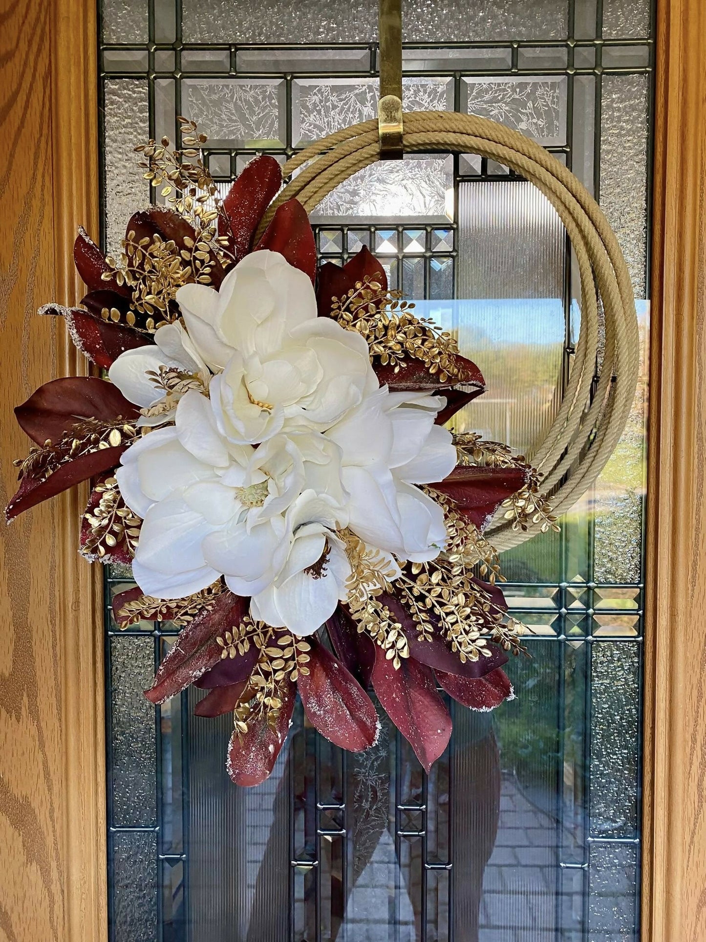 White Magnolia Lasso Wreath