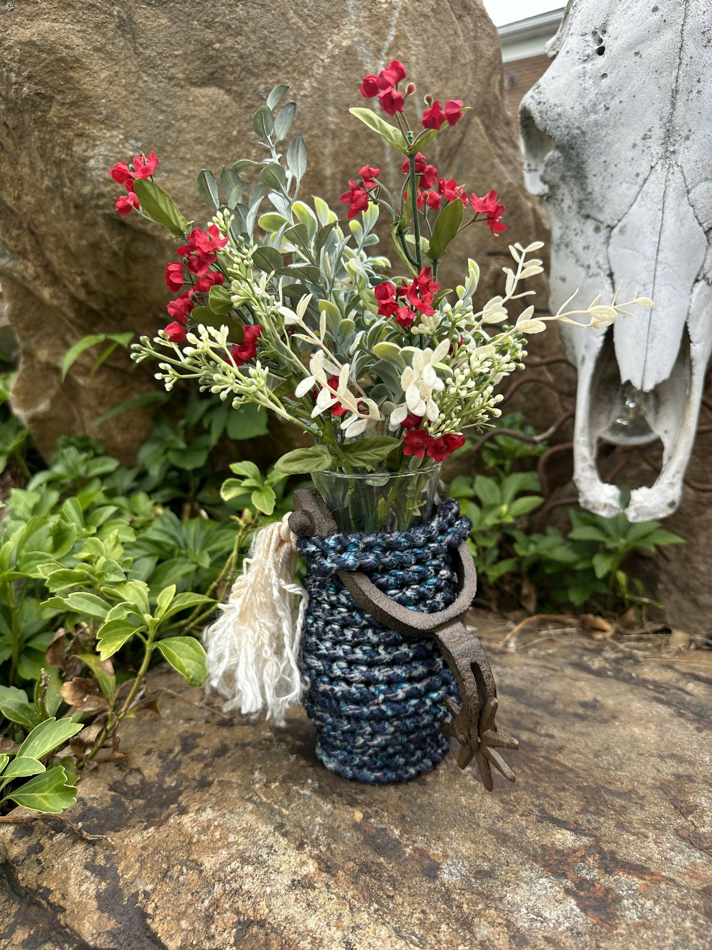 Blue Little Spur Vase with Flowers