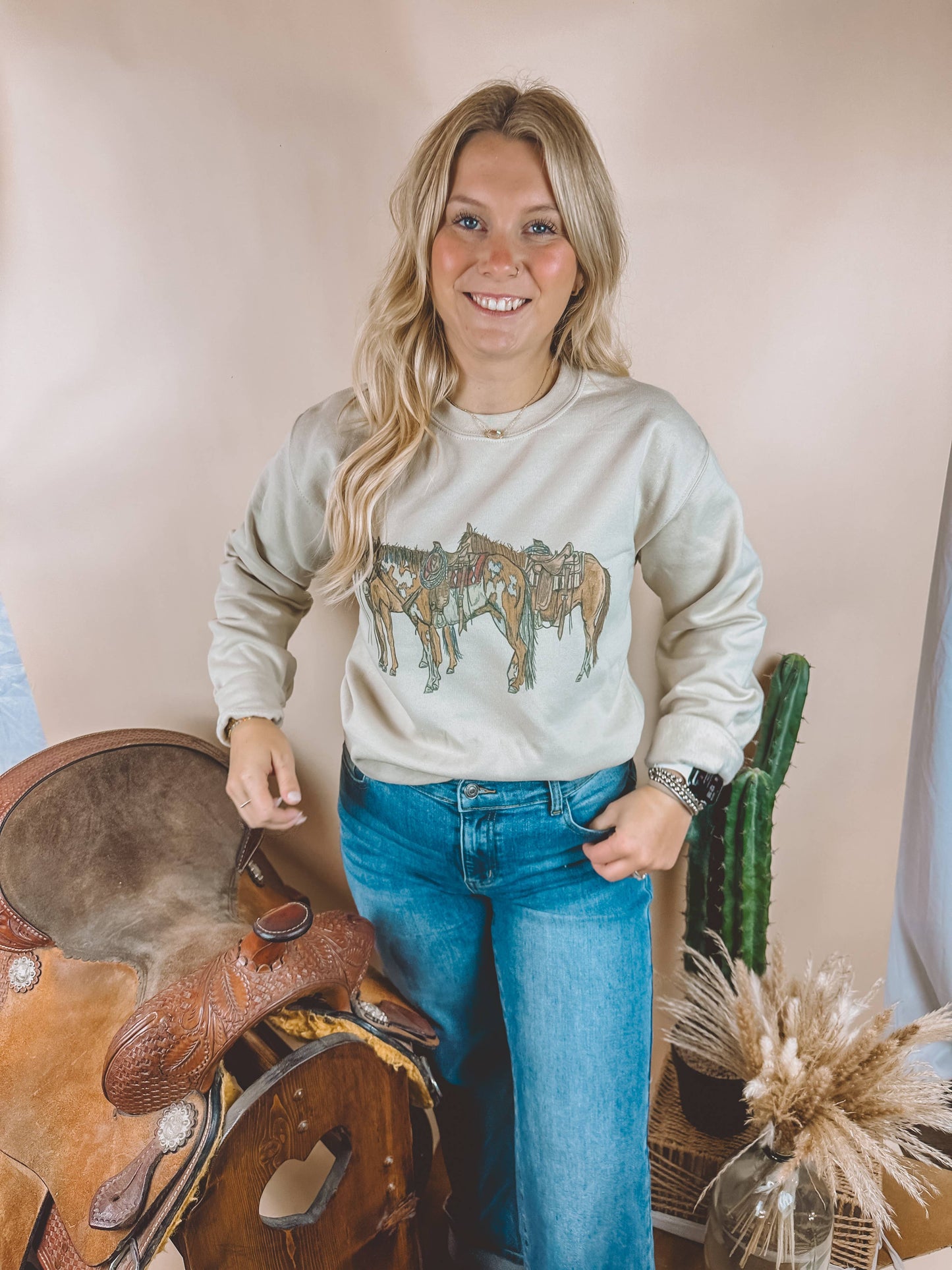 LONELY RIDERS CREWNECK