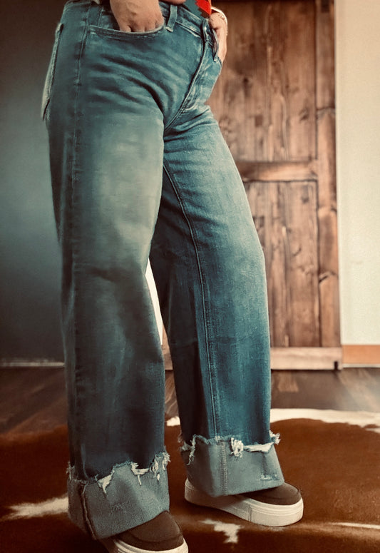 LOVERVET By Vervet HIGH RISE MEDIUM WASH CUFFED WIDE JEANS