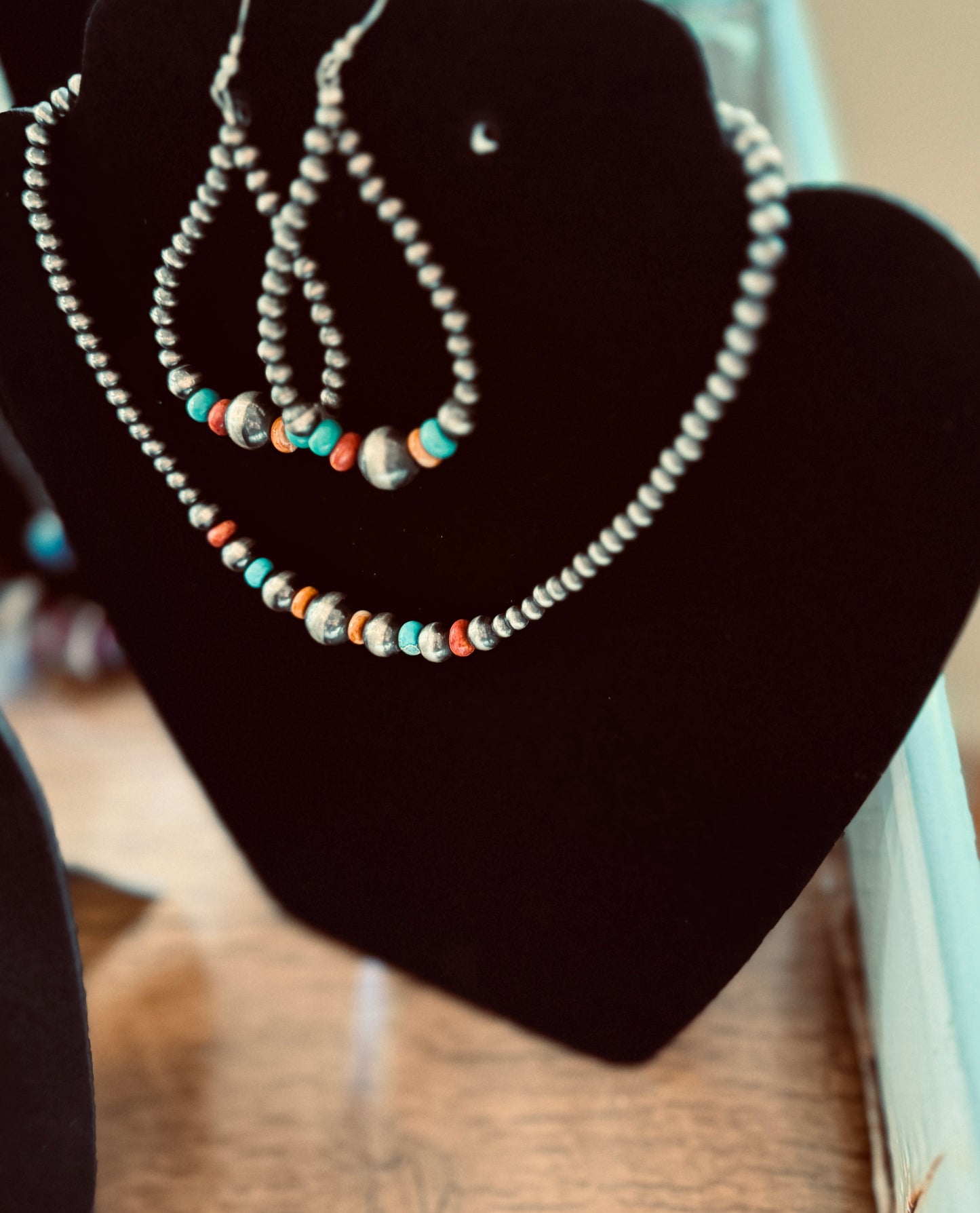 Spiny Oyster Navajo Pearl Set