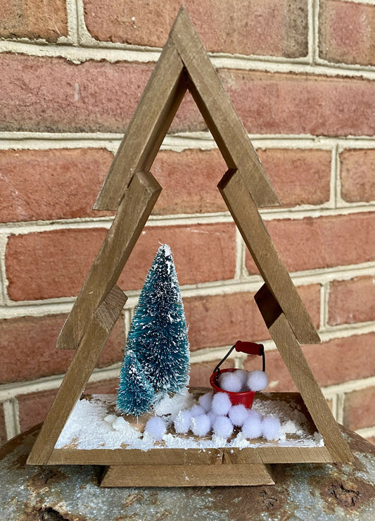 Wooden Tree Snowball Scene