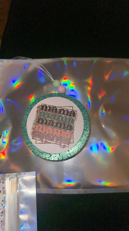 "mama, mama, mama, mama" circle
